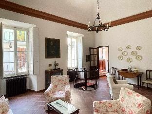 Il Convento Ancient Apartment with private garden Vacation rental in Bellagio