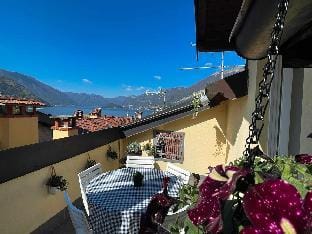 Skyway apartment with private lake view terrace Apartment in Bellagio