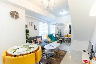 A2J Luxury 3BR BGC Loft Near Malls and Airport Vacation rental in Makati