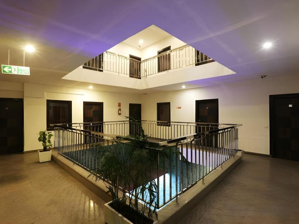 Airport Hotel Classic Park Hotel in New Delhi