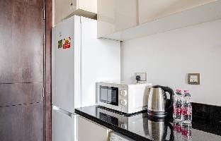 Stylish Studio Escape in JVC Vibrant Neighborhood Apartment in Dubai