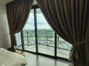 Almas Suites Netflix Wifi Puteri Harbour By STAY Vacation rental in Johor