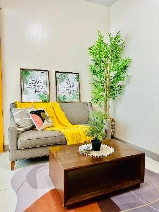 One Uptown BGC 1BR by Christine Suites PH Apartment in Makati