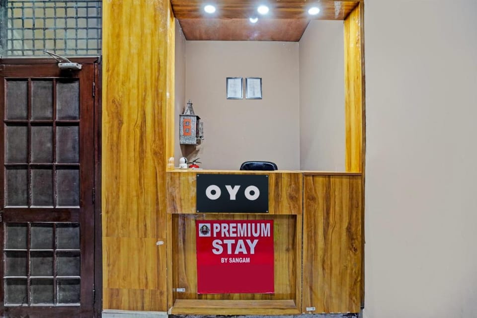 Hotel O HOTEL CROWN 15 Hotel in Noida