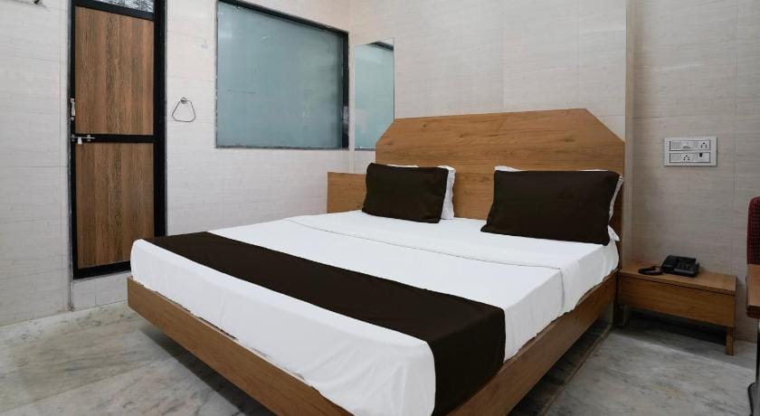 Super Hotel O H.R.KING HOTEL Hotel in Gujarat