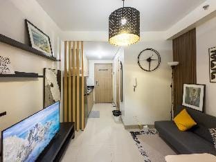 Walk to MOA Oasis-Cozy Urban 1BR Shore 2  1X74 Apartment in Pasay