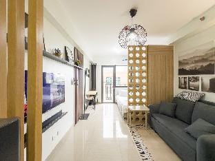 Stylish Shore 2 Residences 1BR: Walk to MOA 9X0 Apartment in Pasay