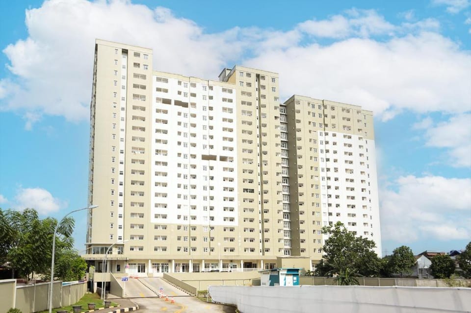 Capital O 93593 Pelangi Loftville City Hotel in Jakarta