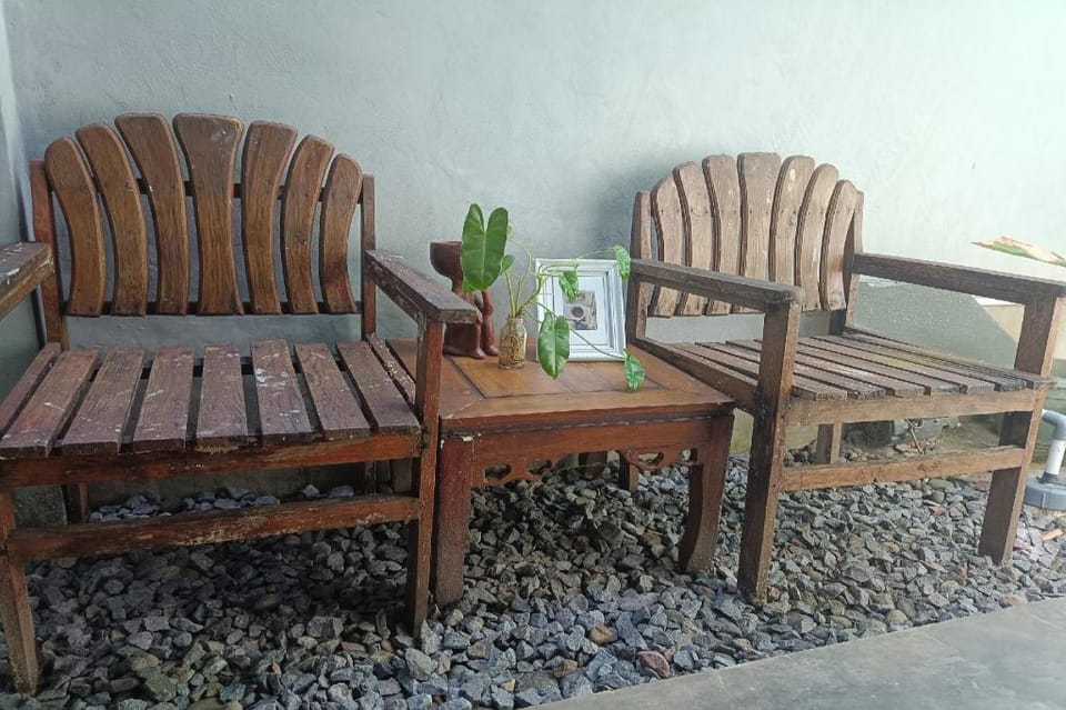 Hotel O Lotus Guest House Hotel in West Nusa Tenggara, Indonesia