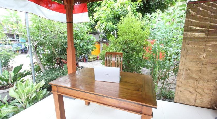 Hotel O Dannis Homestay Near Musholla Al Istiqomah Terawangan Hotel in West Nusa Tenggara, Indonesia