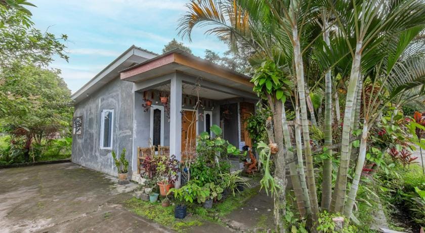 Hotel O Lestari Homestay Hotel in West Nusa Tenggara, Indonesia