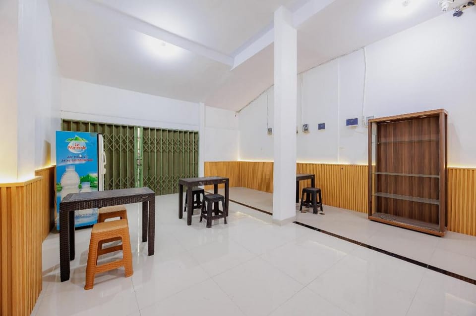 Urbanview Hotel BSD City Hotel in West Java
