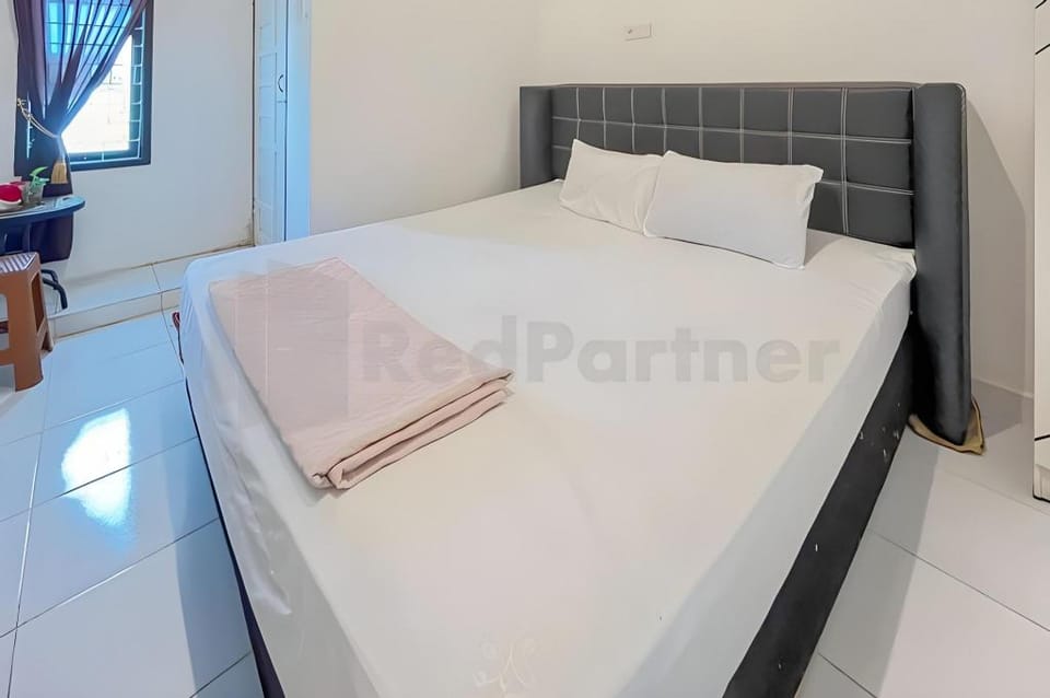Namirah Syariah Guesthouse Balikpapan RedPartner Hotel in Indonesia