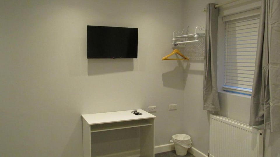 Rooms at The Kettering Ritz Complex Hotel in Daventry District