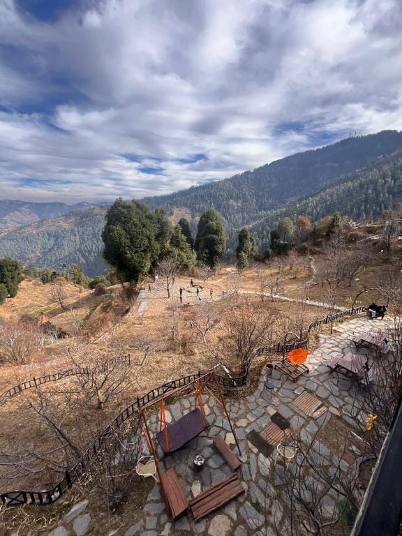 Dak Bangla Cottages Hotel in Himachal Pradesh