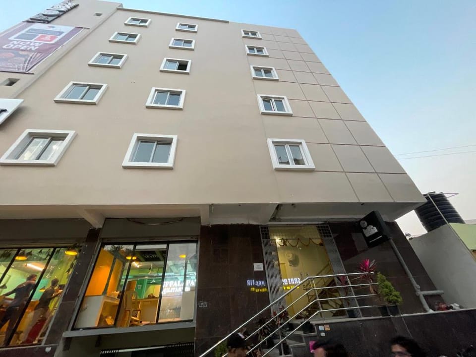 Hotel O Helloworld tech view Hotel in Hyderabad