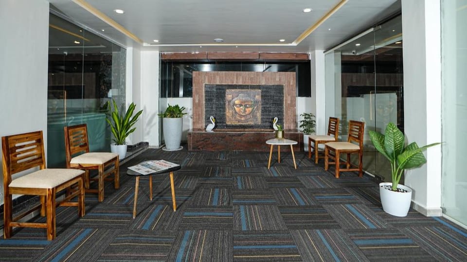 La Serene Business Hotel - Manyata Tech Park Hotel in Bengaluru