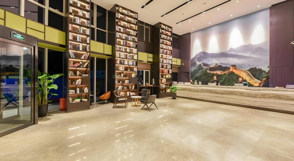 Atour Hotel Beijing Huaxiang Tiantan Hospital Hotel in Beijing