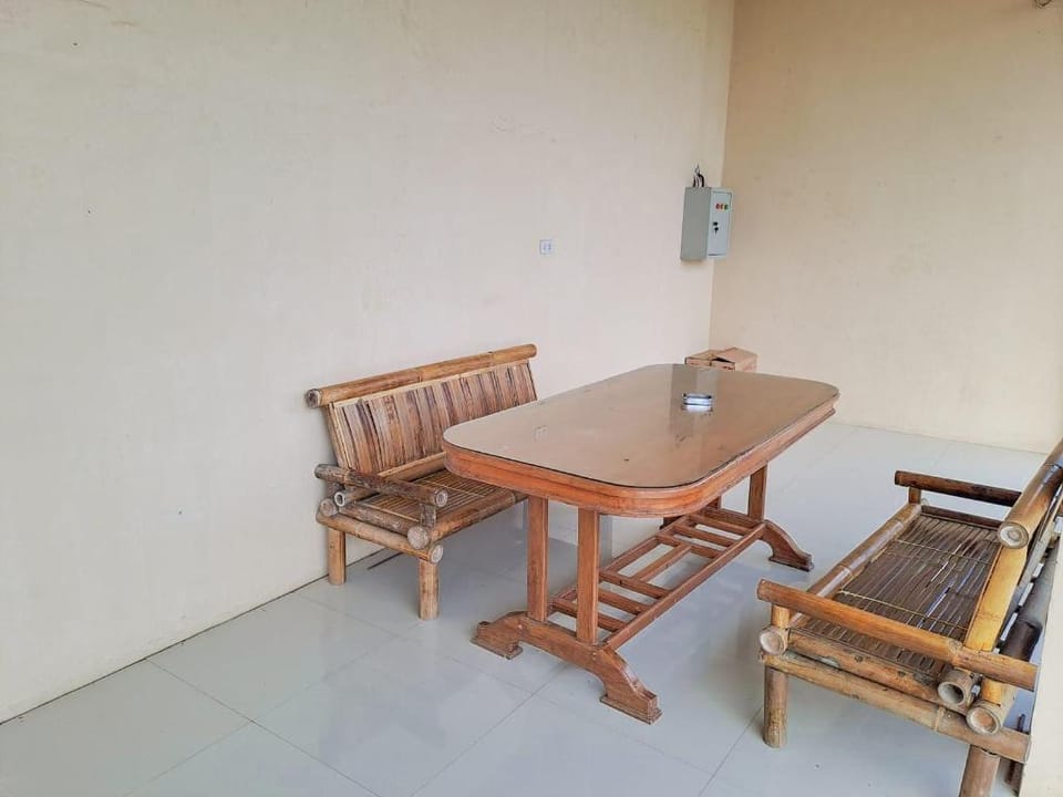 OYO Life 93590 Penginapan Palapa 10 Syariah Hotel in Indonesia