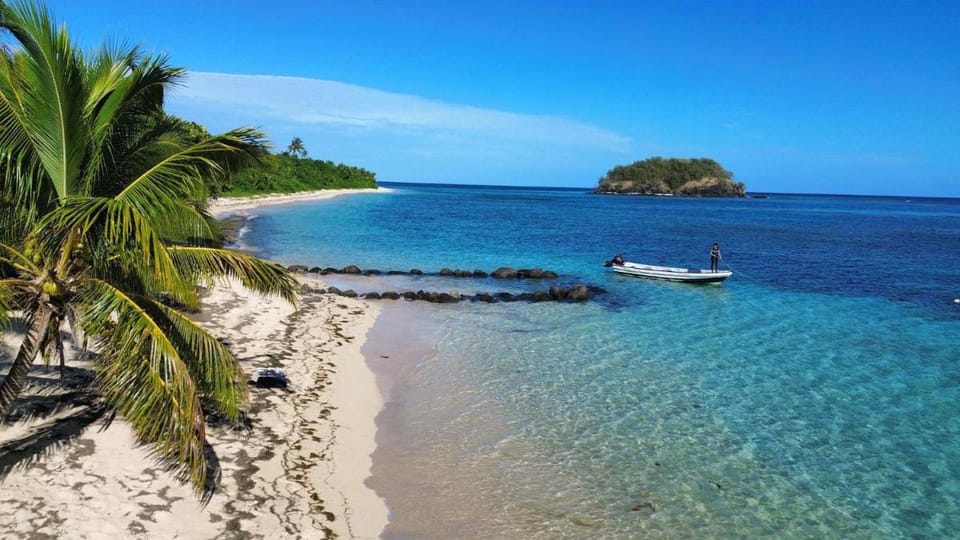 Mai Sunset Beach Resort Resort in Western Division, Fiji