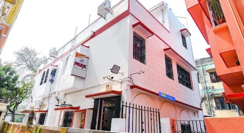 Hotel O Home D Park Hotel in Kolkata