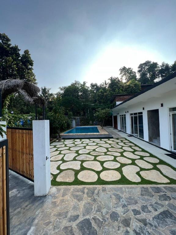 The Hideaway Weligama Bed and Breakfast in Southern Province