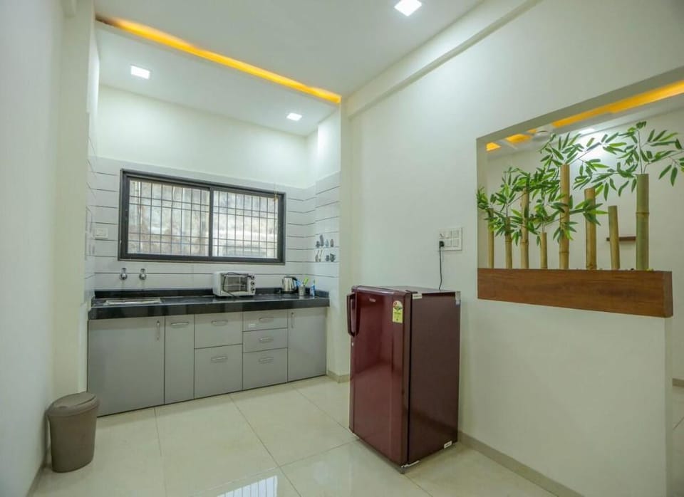 IT'S HOME SERVICE APARTMENT Apartment in Maharashtra
