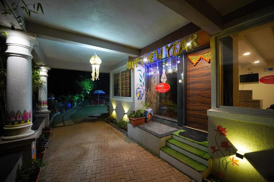 Strawberry land Villa & Farmhouse Villa in Maharashtra