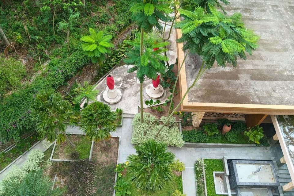 Dazzling 1 BR Mountain View NE62 Apartment in Pemenang
