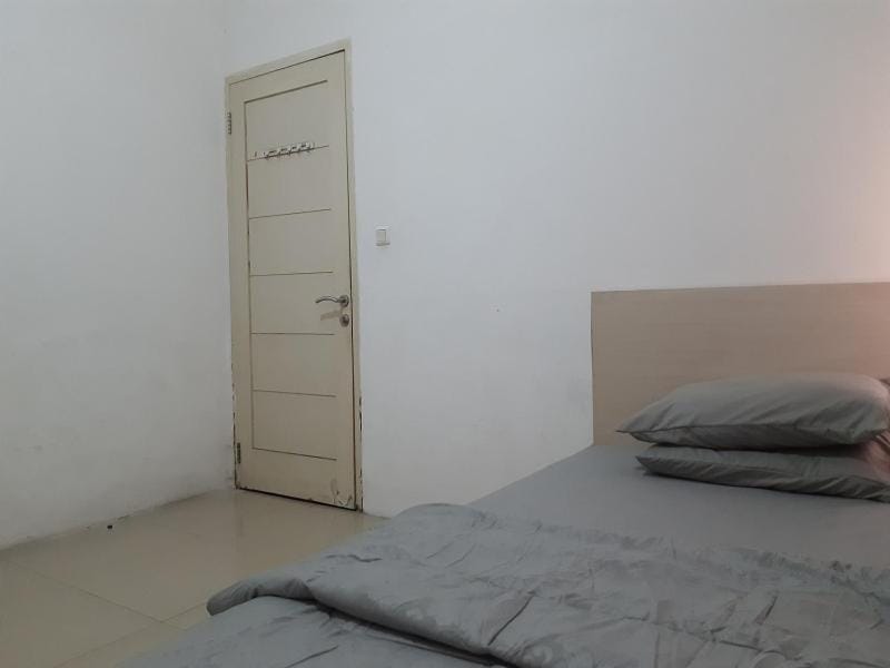 John Residence Lippo Karawaci Tangerang Hostel in West Java