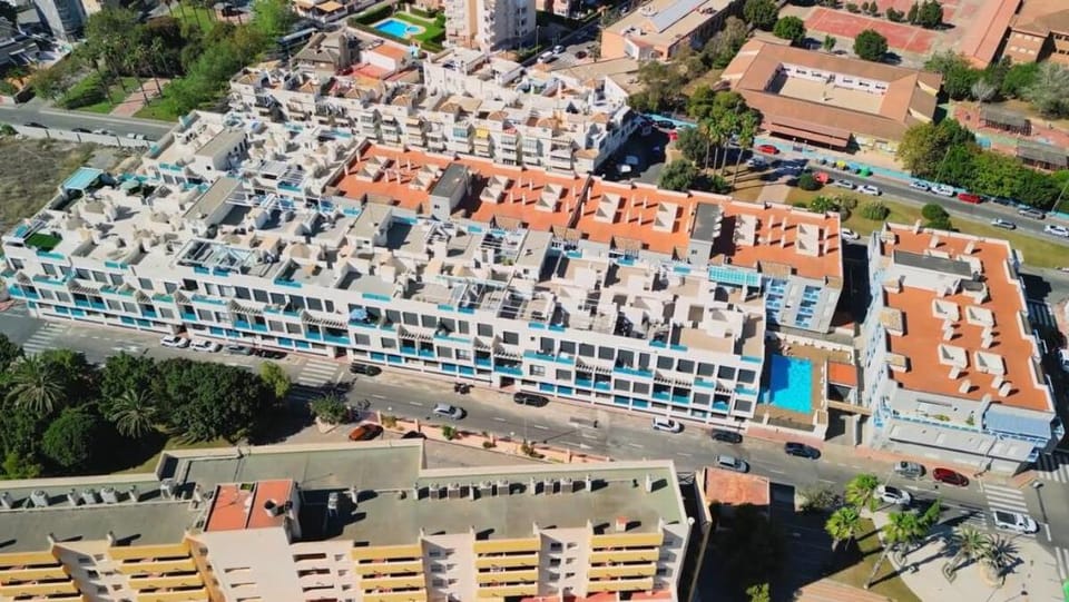 Quiet apartment, 2 swimming pools, near the sea Apartment in Torrevieja