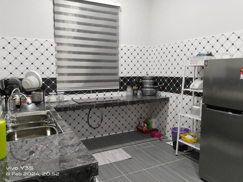 HOMESTAY D'SUTERA Vacation rental in Terengganu, Malaysia