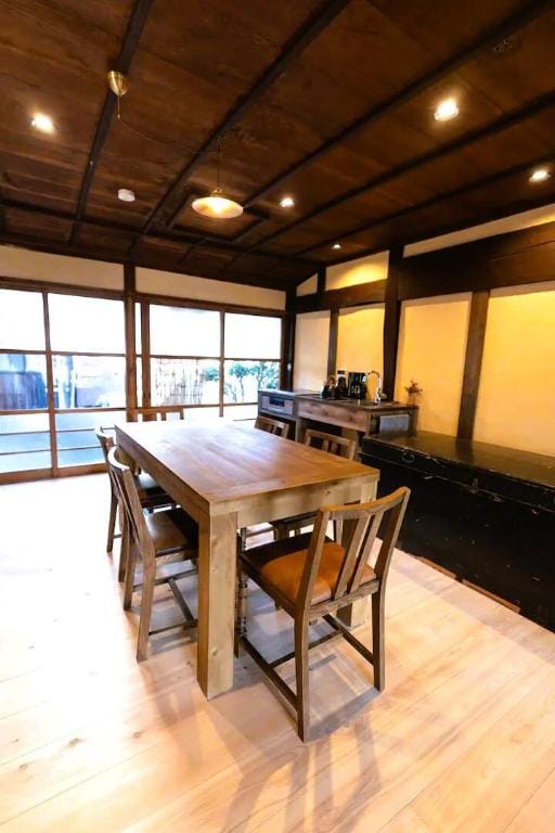 Tetsu-juro (Kyukokukuni) | Himeji Castle's Ouzashiki, 400-Year-Old Inn Villa in Hyogo Prefecture
