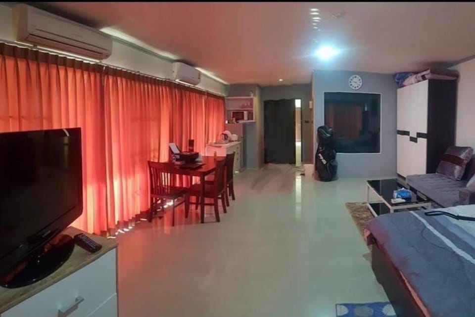 Pattaya Klang Center Point Condominium (PKCP) Apartment in Pattaya City