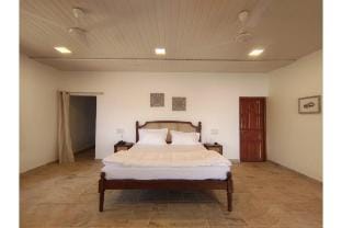 On The High Ground Tourism Point Vacation rental in Maharashtra