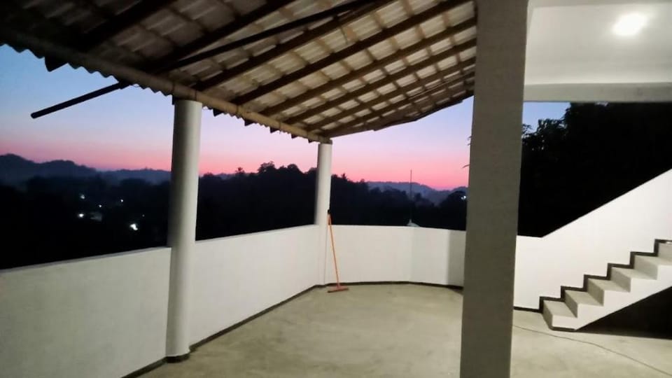 Huntersmoon Apartment and Room Apartment in Southern Province