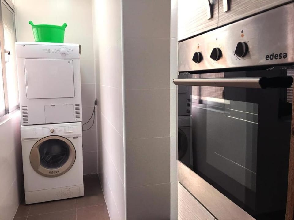 Calu Homes cerca estacion de tren Apartment in Malaga