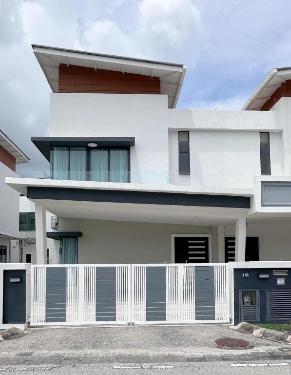 Grand'e La Villa Homestay Villa in Perak