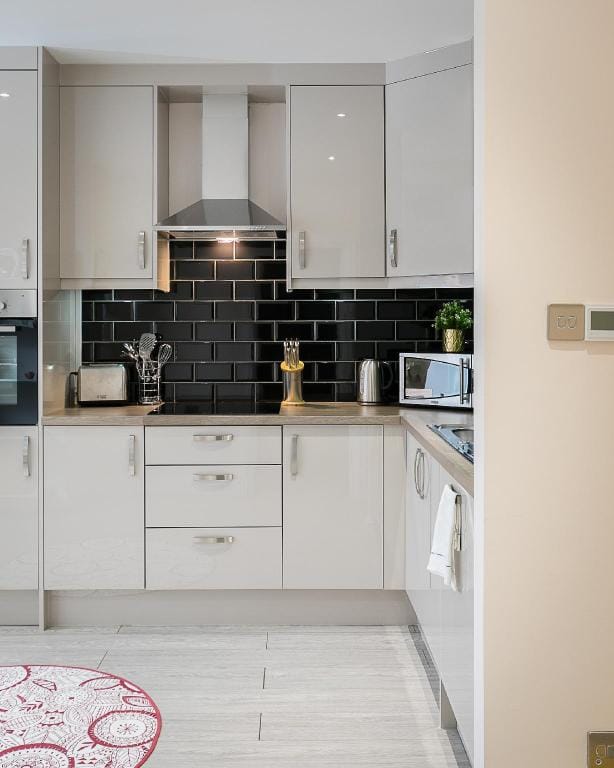 Designer 2-bed 2-bath apartment with a garden Apartment in City of Westminster