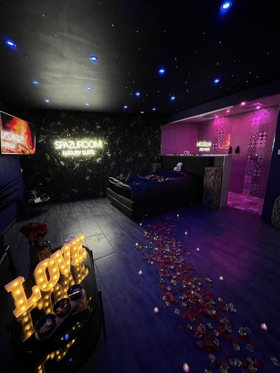 Spazuroom Luxury Suite Vacation rental in Flanders