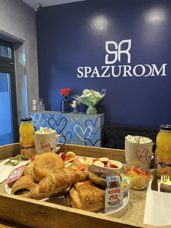 Spazuroom Luxury Suite Vacation rental in Flanders