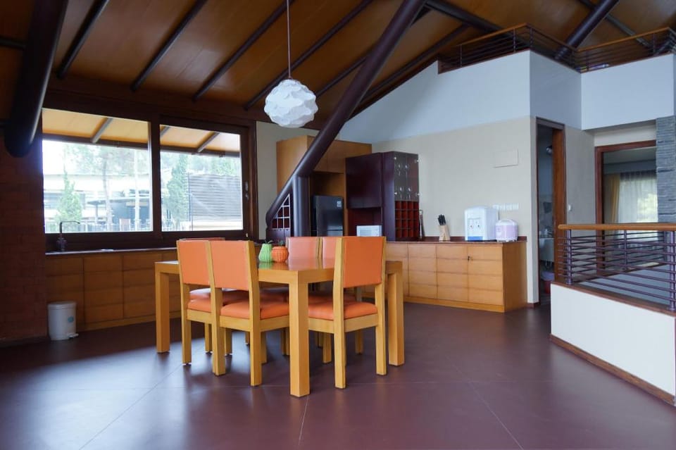 Villa Ananda Villa in Parongpong
