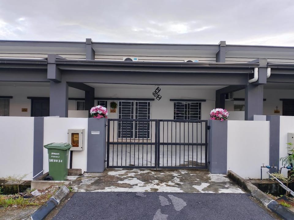 RABB HOMESTAY  SAMARAHAN /KUCHING Vacation rental in Kuching