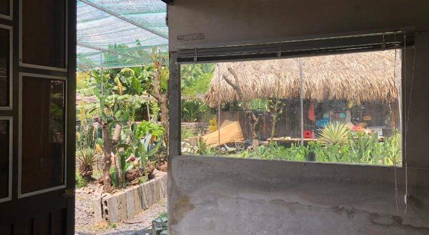 Cactos Bar & Homestay Apartment in Ho Chi Minh City