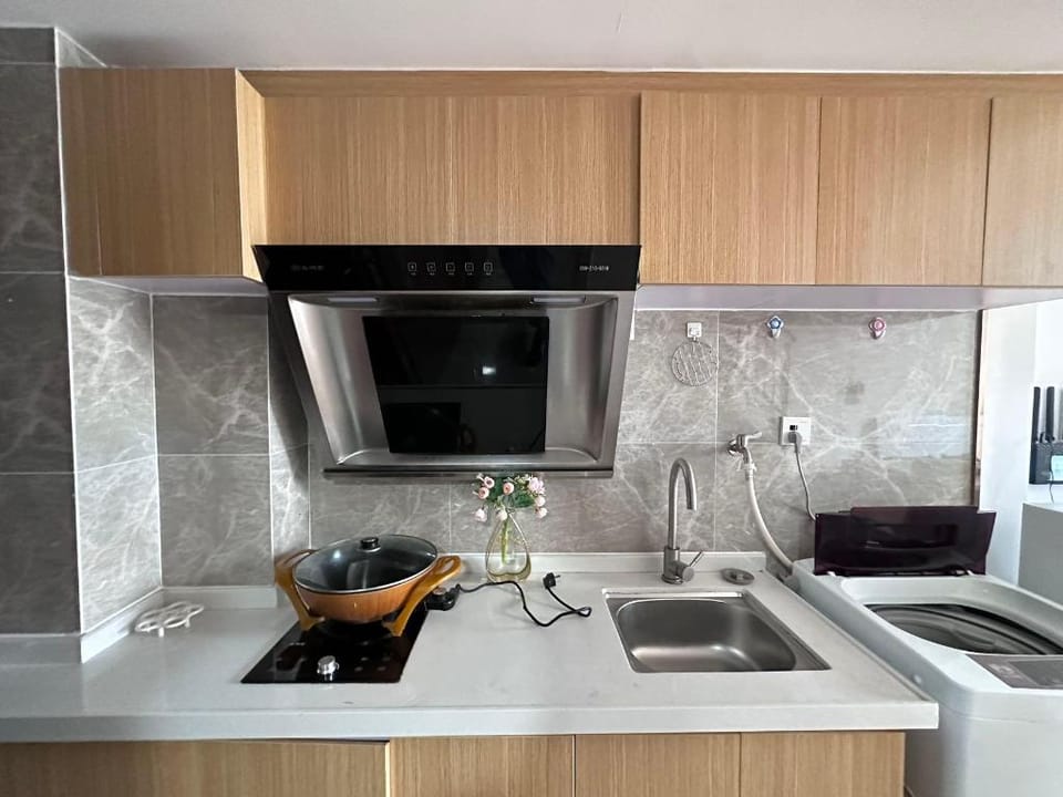 Romantic and Warm dept for Single or Honeymoon Apartment in Guangzhou