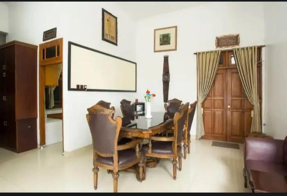 Omah Demak Ijo By Occupied Vacation rental in Special Region of Yogyakarta
