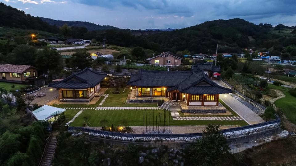 1500평 대지에 웅장한 외관과 탁 트인 시원한뷰까지  한옥에서휴식과 힐링의 최적의 장소 Vacation rental in South Korea
