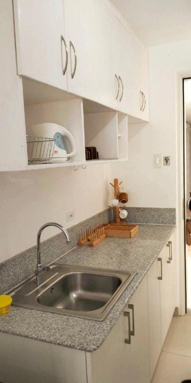 Cozy Tagaytay Staycation Apartment in Tagaytay