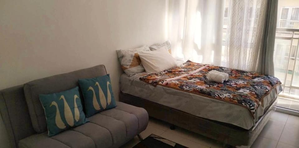 Cozy Tagaytay Staycation Apartment in Tagaytay