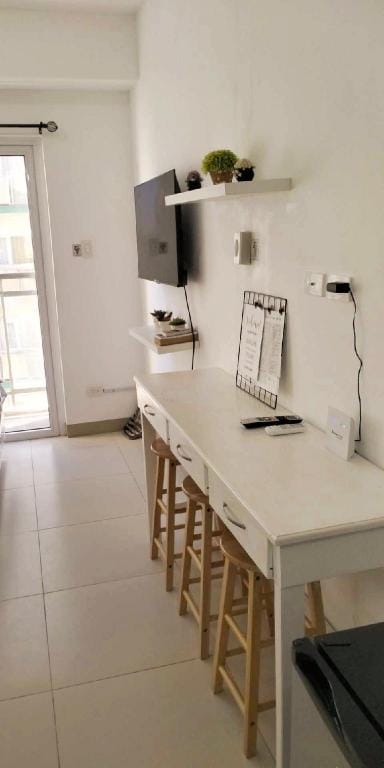 Cozy Tagaytay Staycation Apartment in Tagaytay